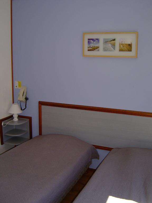 Le Magiot Hotel Montliot-et-Courcelles ห้อง รูปภาพ