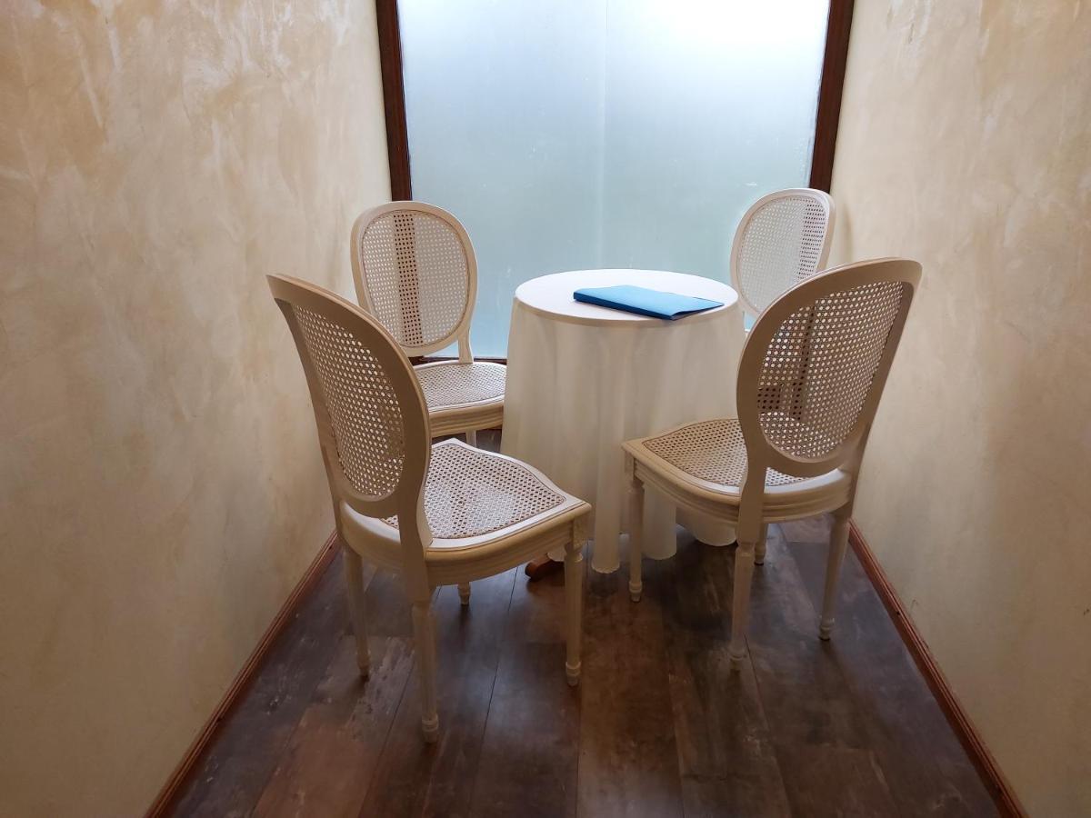 Le Magiot Hotel Montliot-et-Courcelles ภายนอก รูปภาพ