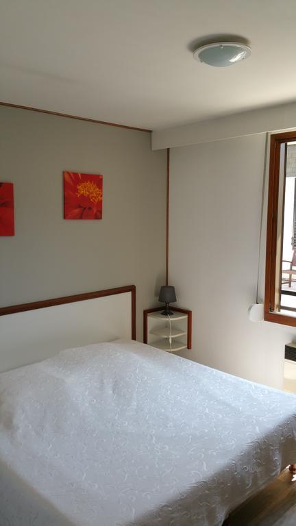 Le Magiot Hotel Montliot-et-Courcelles ห้อง รูปภาพ