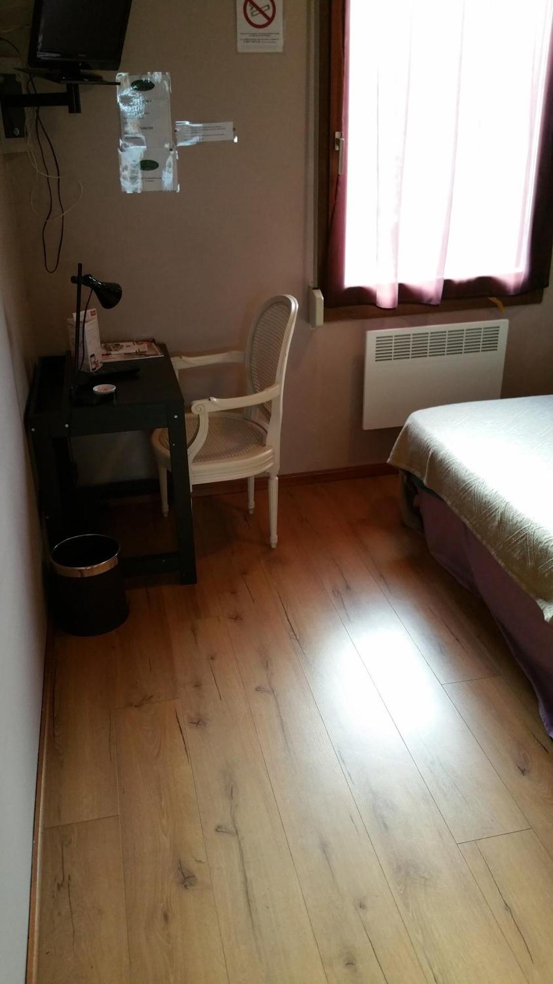 Le Magiot Hotel Montliot-et-Courcelles ห้อง รูปภาพ