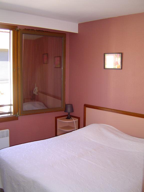 Le Magiot Hotel Montliot-et-Courcelles ภายนอก รูปภาพ
