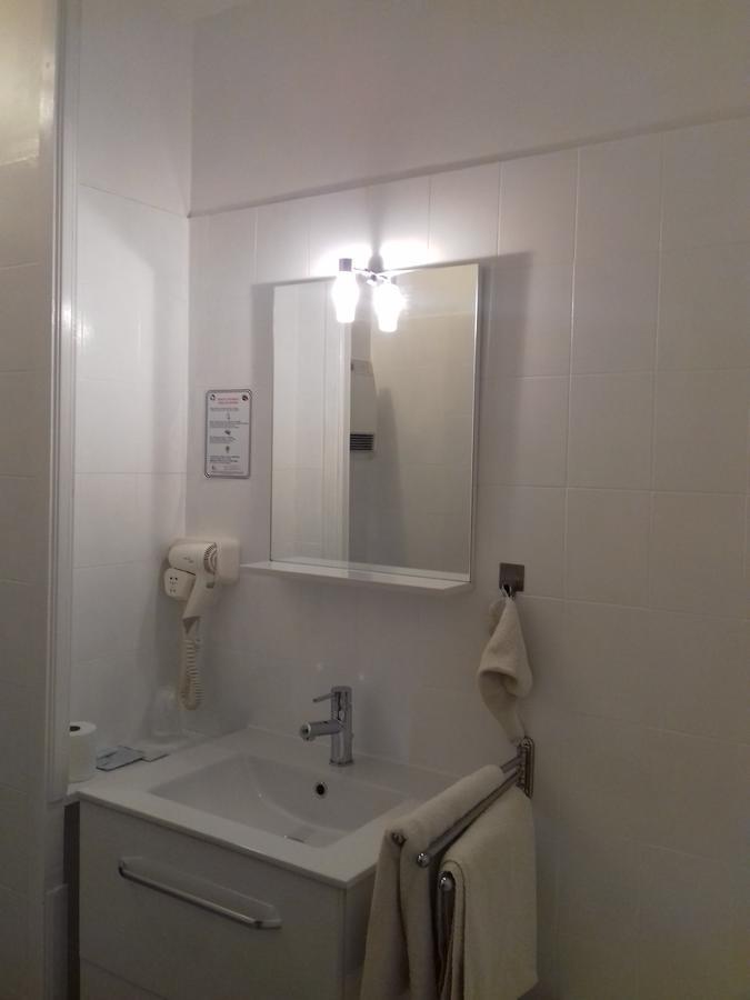 Le Magiot Hotel Montliot-et-Courcelles ภายนอก รูปภาพ